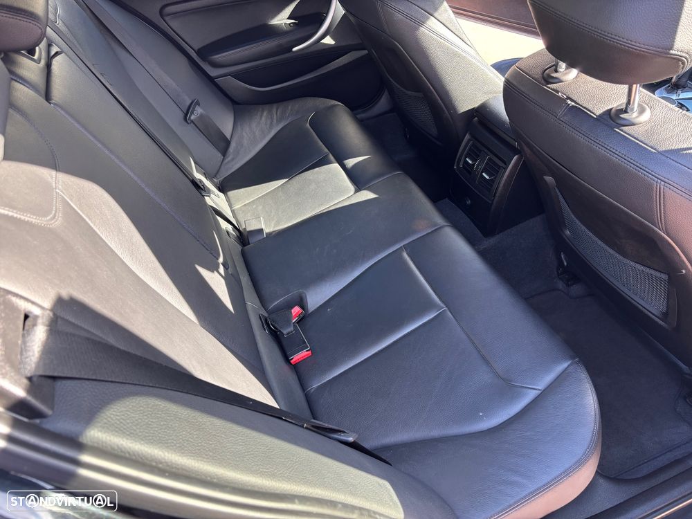 BMW 120 d Aut. Sport Line - 6