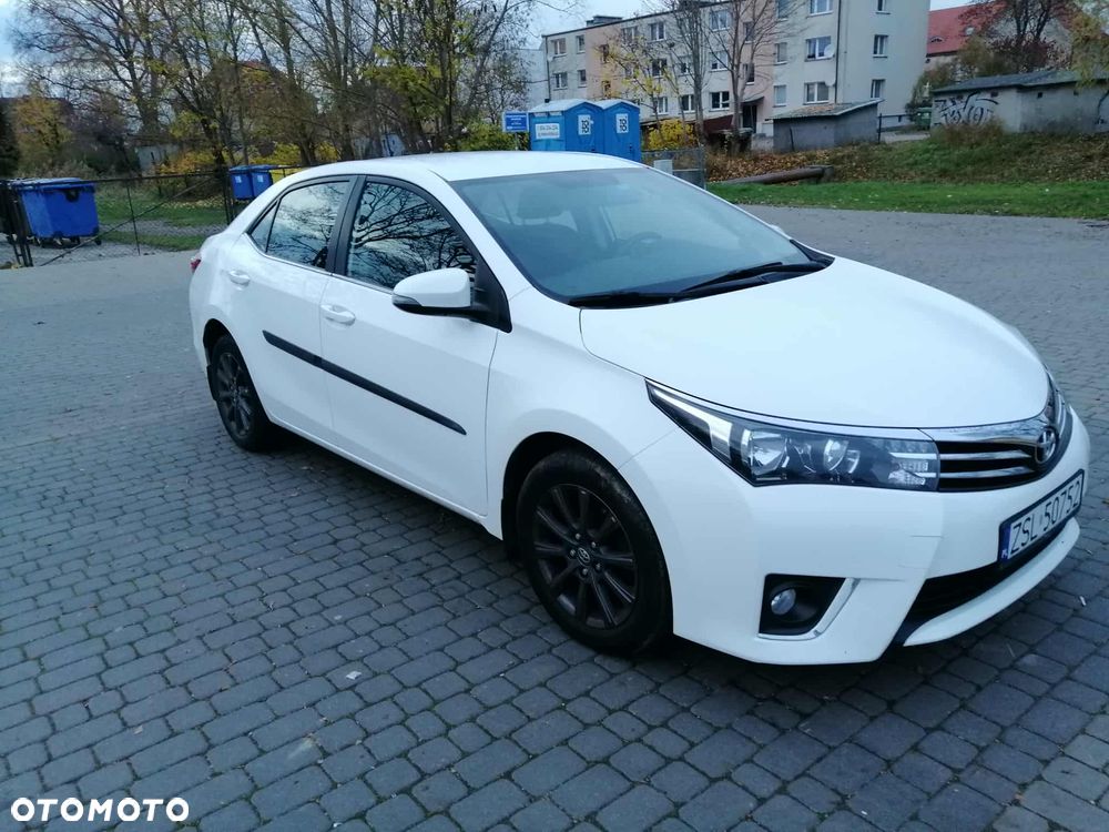 Toyota Corolla 2015 photo 3