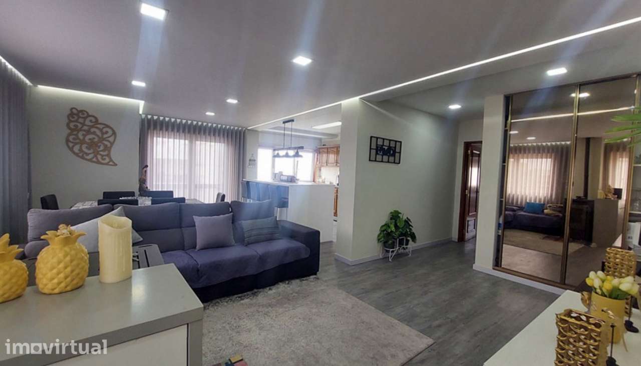 Venda de apartamento T3 c/ terraço privativo, Amorosa, Viana do Caste - Grande imagem: 4/24