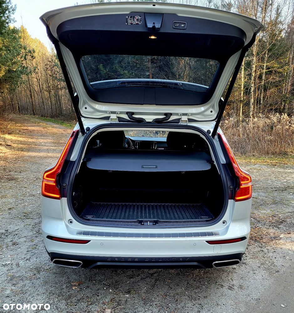 Volvo V60 Cross Country D4 AWD - 18