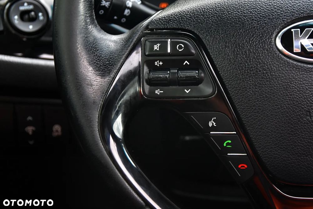 Kia Ceed 1.6 GDI Business Line - 23