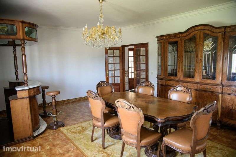 Alugo casa perto da praia de São Julião - Grande imagem: 5/12