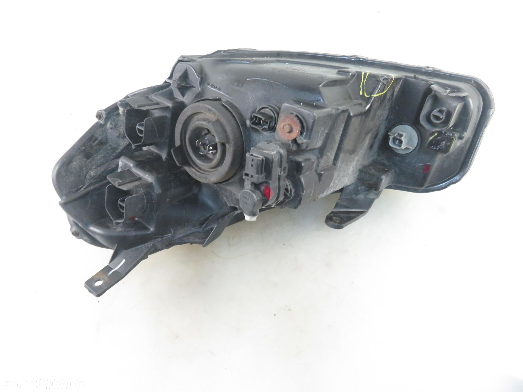 LAMPA PRAWA PRZEDNIA SUZUKI SX4 - 4