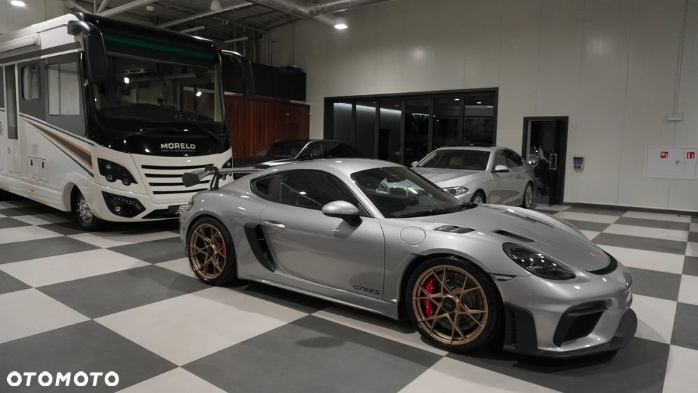 Porsche 718 Cayman GPF GT4 RS PDK - 11