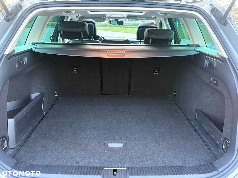 Volkswagen Passat Alltrack 2.0 TDI Bi-Turbo SCR 4Mot DSG - 13