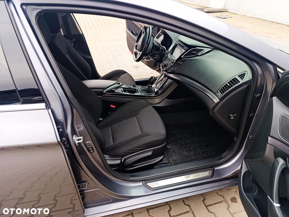 Hyundai i40 Kombi blue 1.7 CRDi DCT Trend - 32