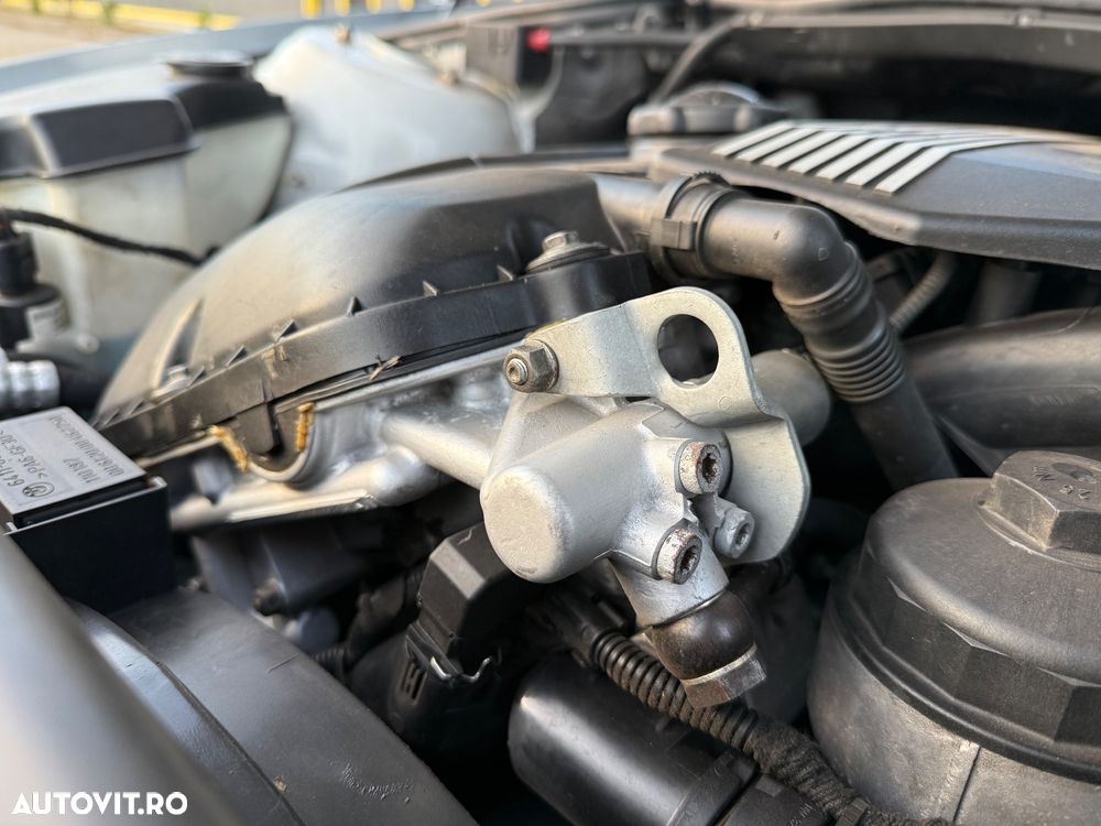 BMW Seria 3 320 Ci - 34