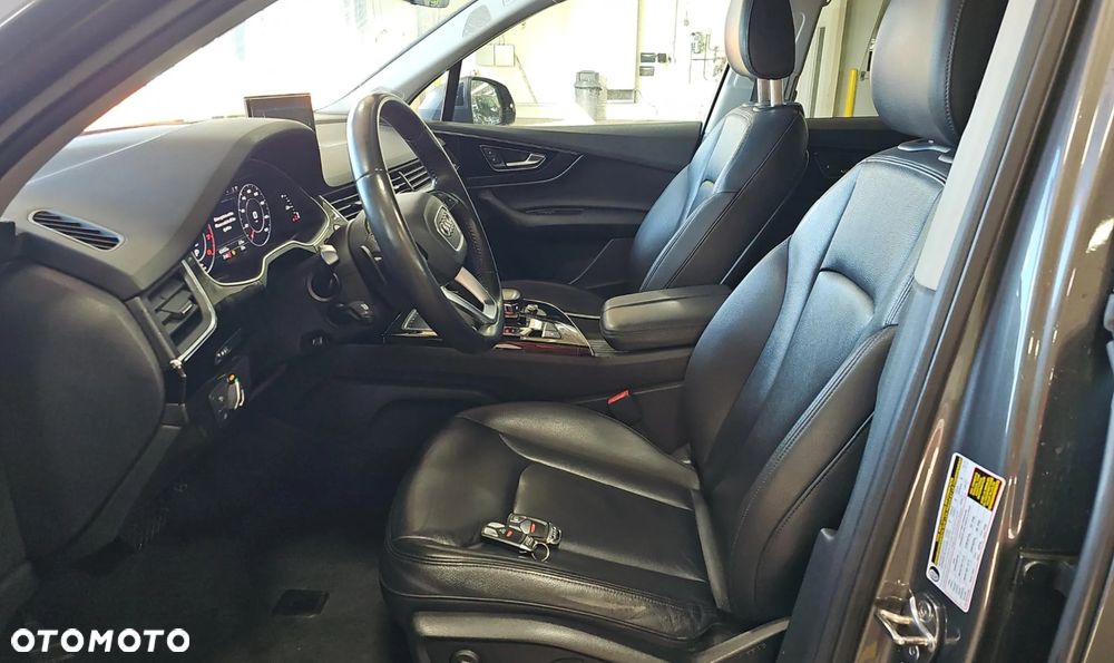 Audi Q7 55 TFSI quattro tiptronic - 8
