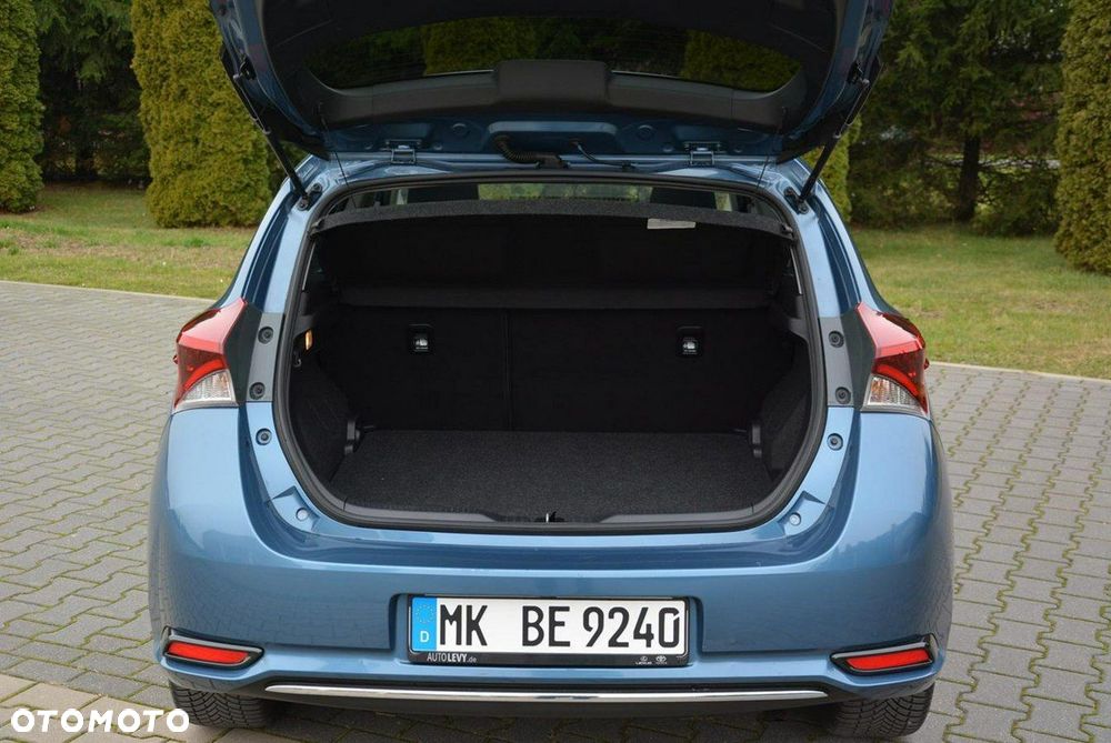 Toyota Auris Hybrid 135 Premium - 15