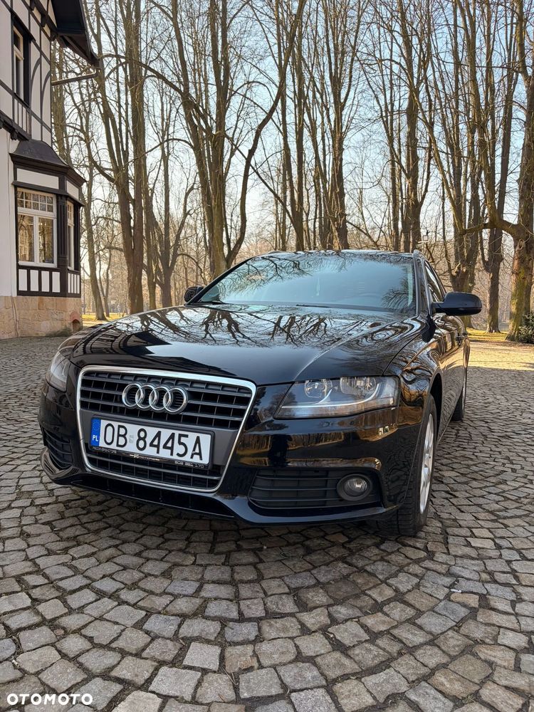 Audi A4 Avant - 13