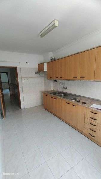 Apartamento T2 para Arrendar nas Paivas, Amora - Seixal - Grande imagem: 3/12