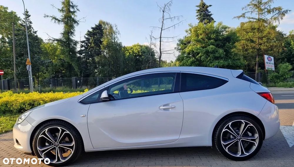 Opel Astra GTC 2.0 CDTI ecoFLEX Start/Stop Edition - 5