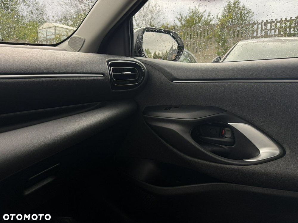 Toyota Yaris Hybrid 1.5 Comfort - 32
