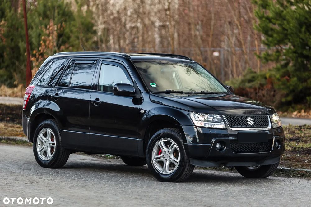 Suzuki Grand Vitara 1.9 DDiS Comfort DPF - 4