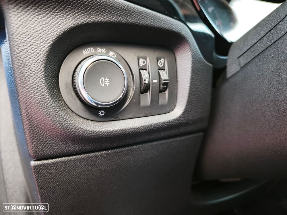 Opel Corsa 1.5 D Edition - 18