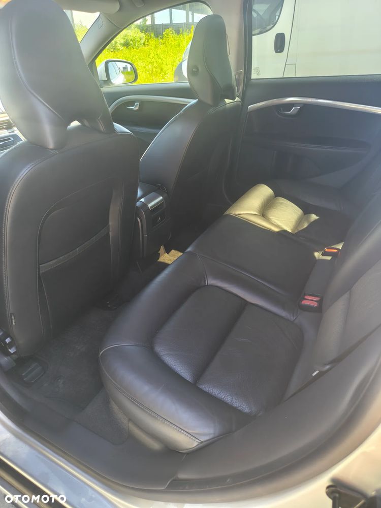 Volvo V70 D4 Geartronic Momentum - 11