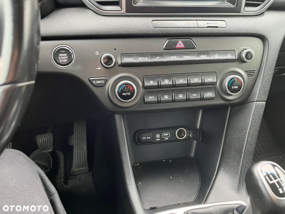 Kia Sportage 1.6 T-GDI L Business Line Plus 2WD - 13