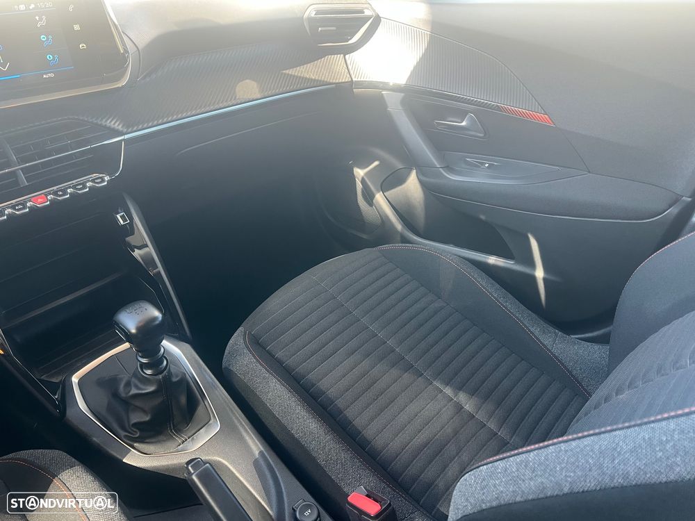 Peugeot 2008 1.2 PureTech Active Pack - 18