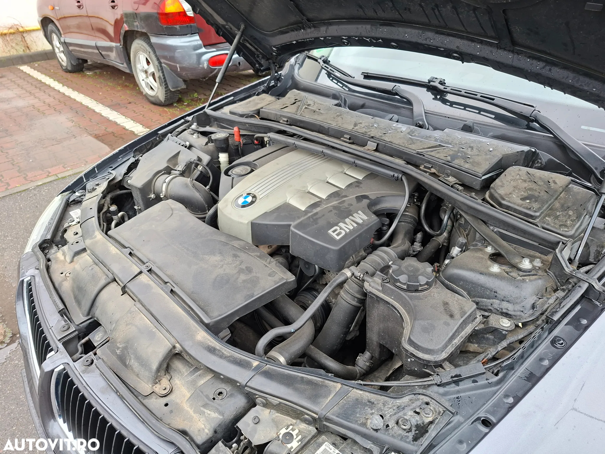 BMW Seria 3 318d - 13
