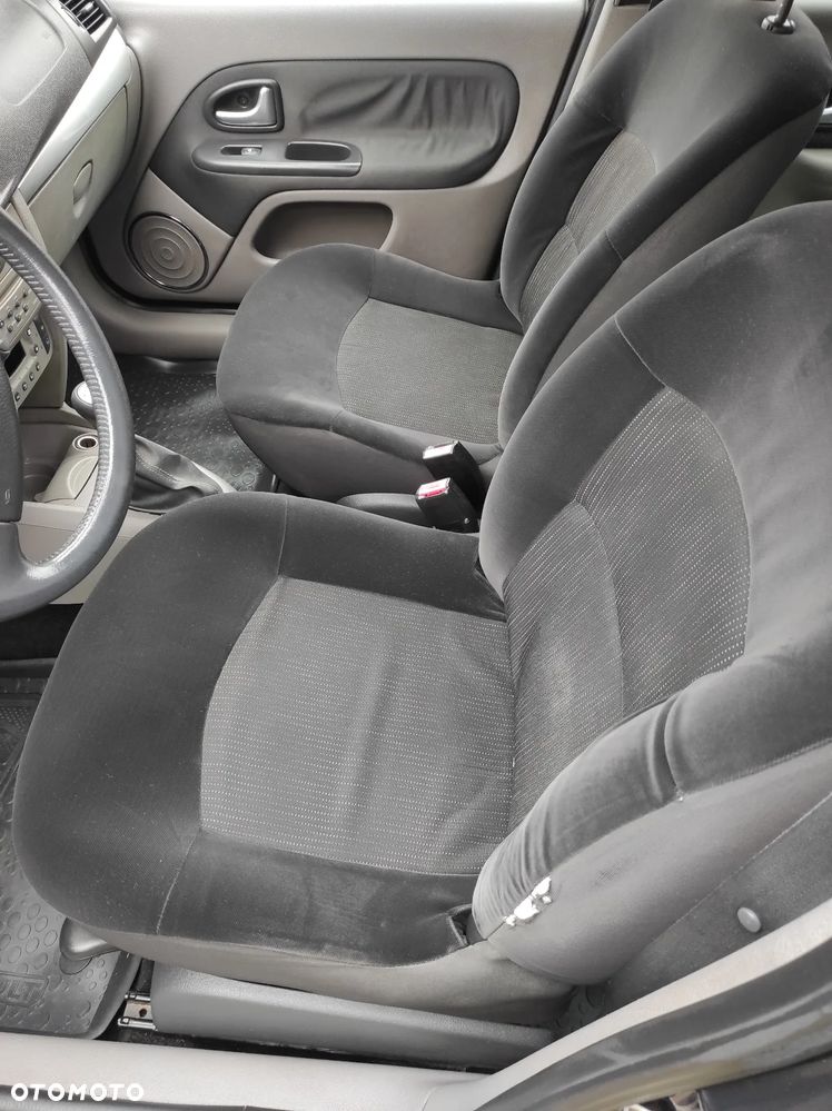 Renault Thalia 1.2 16V All Inclusive - 26