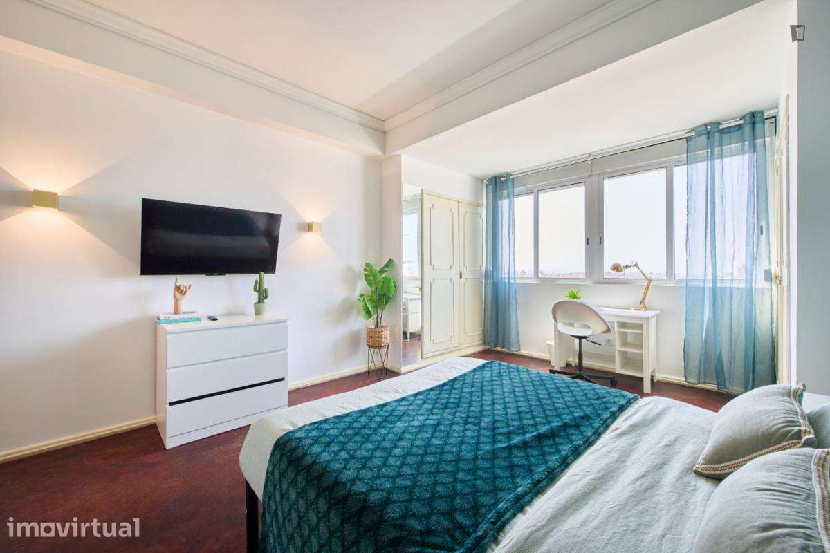 Quarto - localizado em Roma-Areeiro Lisbon - Grande imagem: 2/60