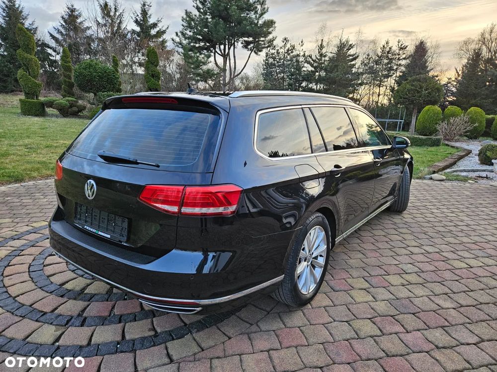 Volkswagen Passat 2.0 TDI Bi-Turbo BMT 4Mot Highline DSG - 12