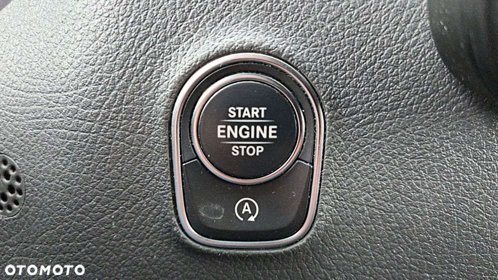 Mercedes-Benz Sprinter - 24