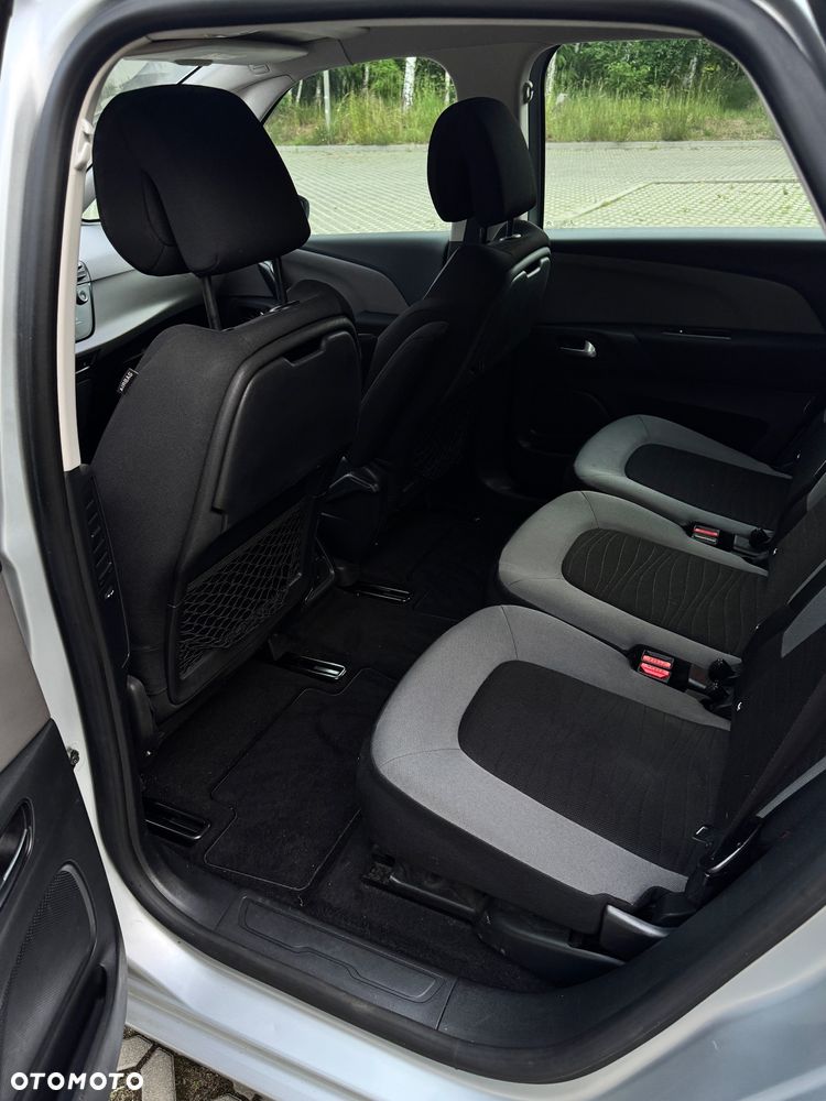Citroën C4 Picasso 1.6 e-HDi Attraction - 27