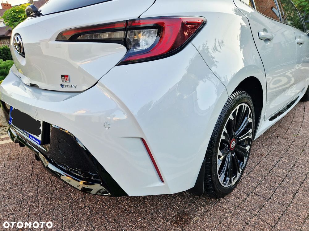 Toyota Corolla 2.0 Hybrid GR Sport Dynamic - 5