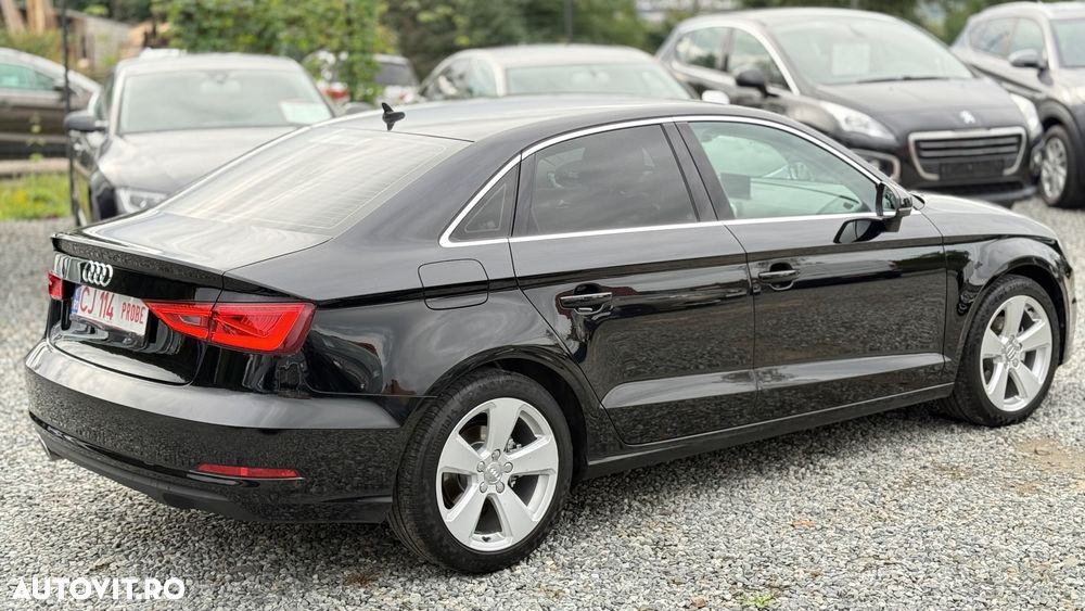 Audi A3 2.0 35 TDI S tronic Sport - 28