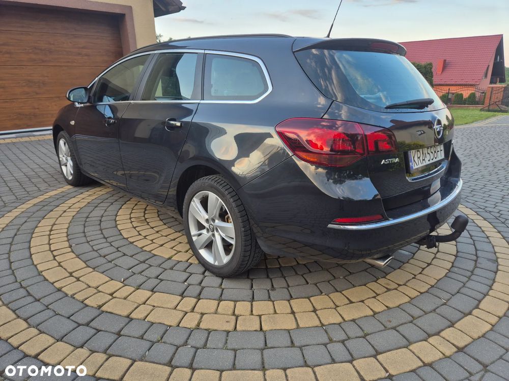Opel Astra 1.4 T Sport S&S - 18