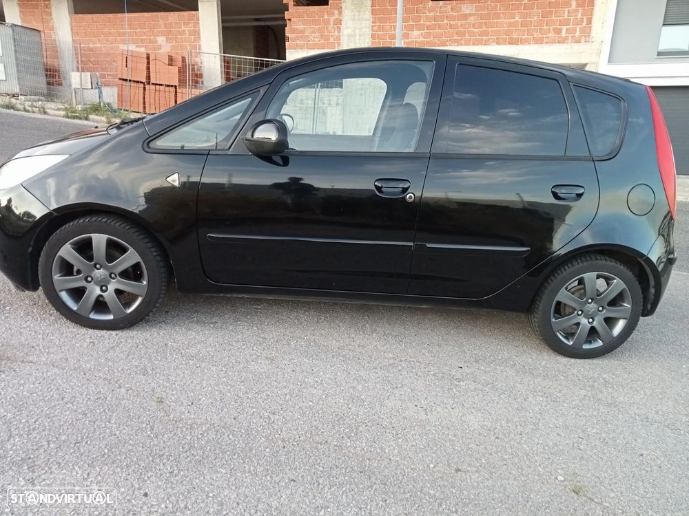 Mitsubishi Colt 1.1 Inform RCD/AC - 2