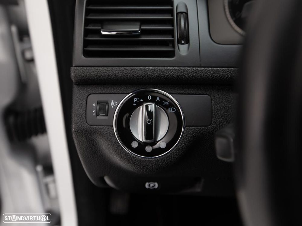 Mercedes-Benz C 220 - 17