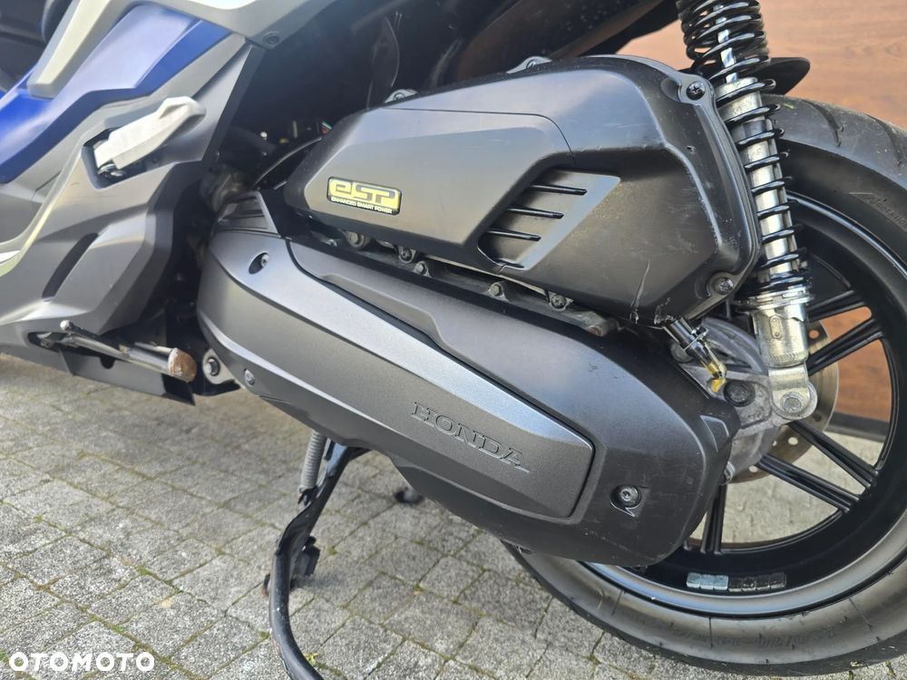 Honda NSS - 19