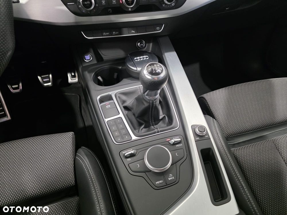 Audi A4 Avant - 28