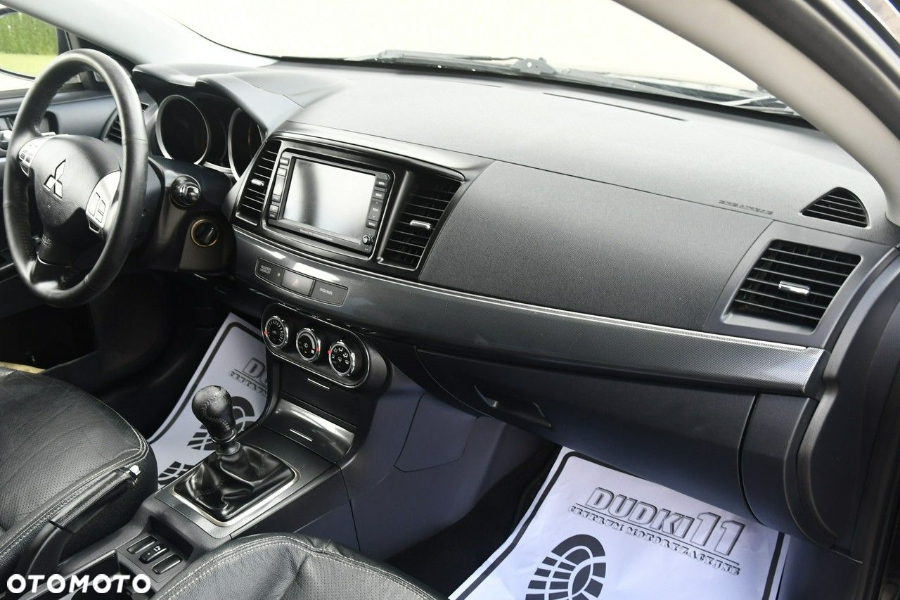 Mitsubishi Lancer - 16