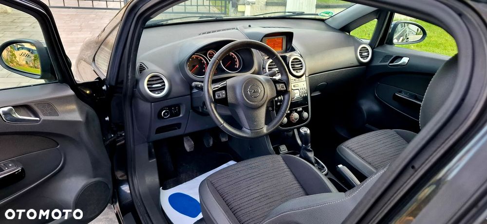 Opel Corsa 1.4 16V Energy - 17