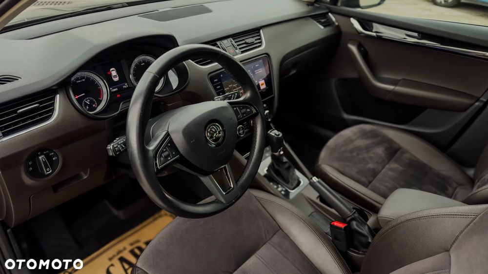 Skoda Octavia 2.0 TDI 4x4 L&K DSG - 10