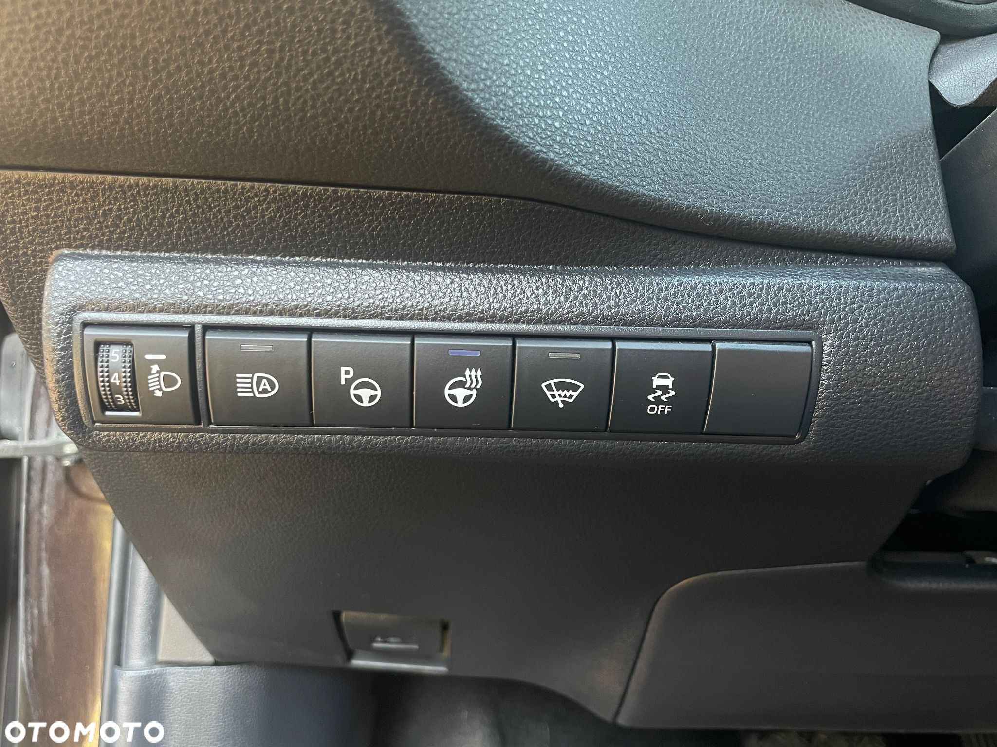 Toyota Corolla - 20