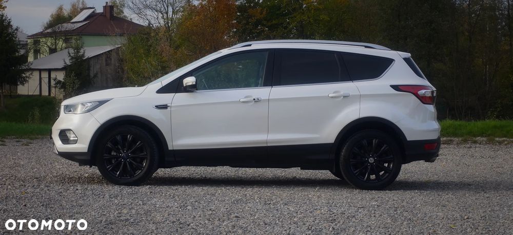 Ford Kuga - 8