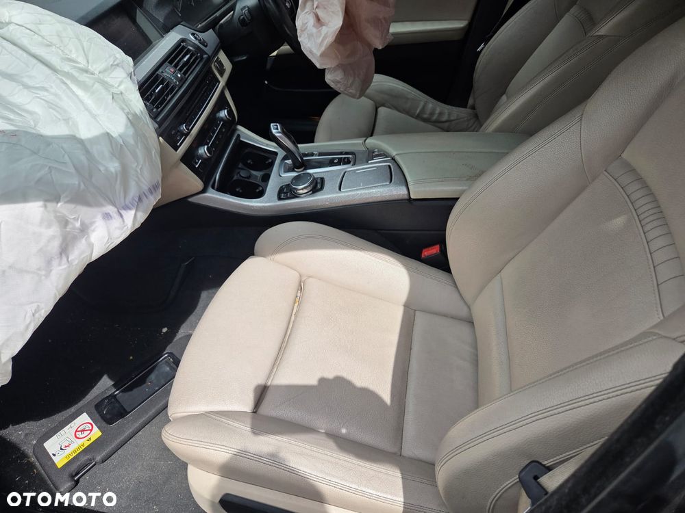 BMW Seria 5 520d xDrive Luxury Line - 11