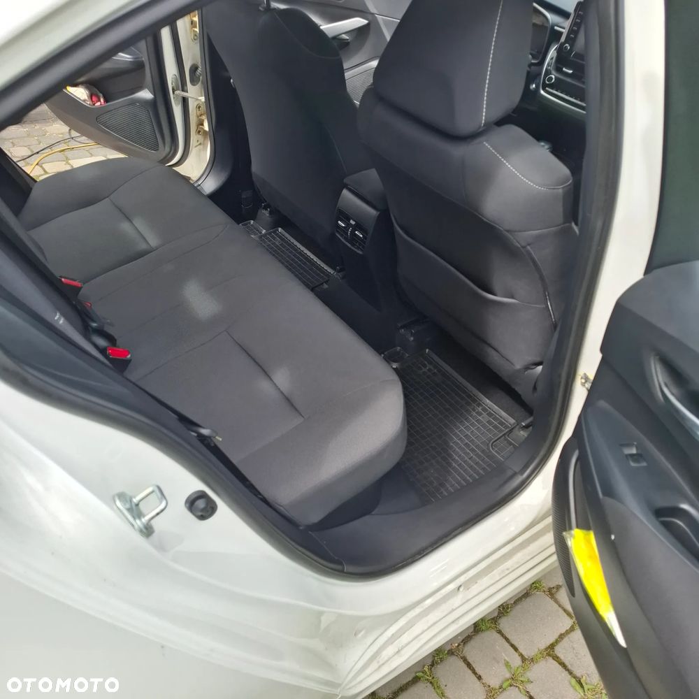Toyota Corolla 1.8 Hybrid Comfort - 15