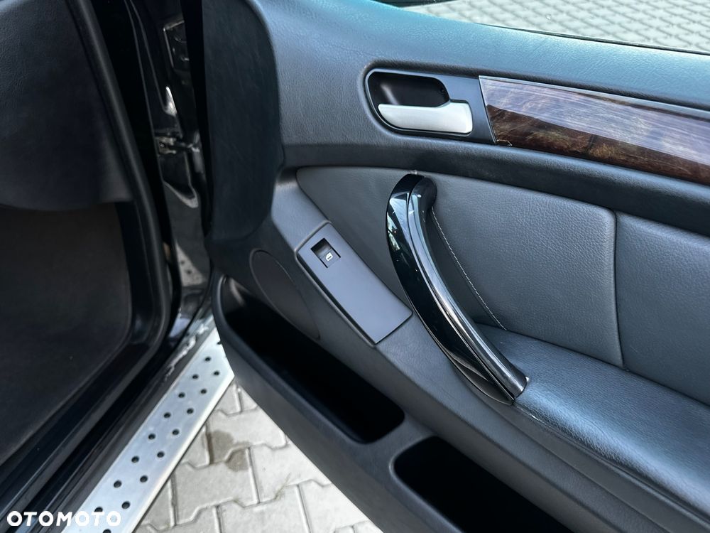 BMW X5 3.0 i Edition Exclusive Sport - 21