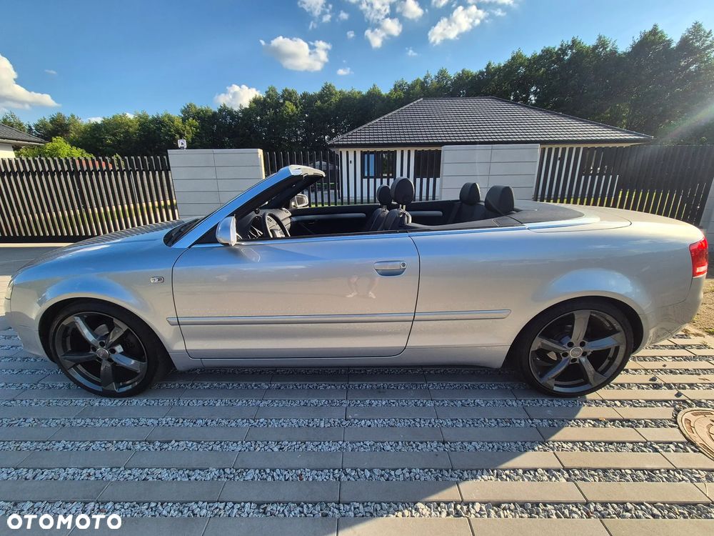 Audi A4 Cabrio - 8