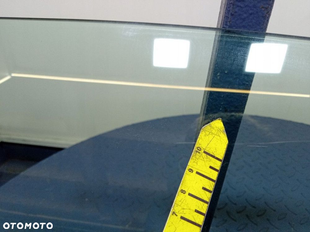 MERCEDES CLK W209 SZYBA DRZWI PRZÓD PRAWA - 7