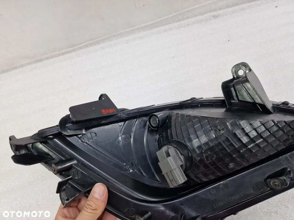 HYUNDAI i20 LIFT 12-15 LEWY HALOGEN + KRATKA BOCZNA , NR AUKCJI N214 - 11