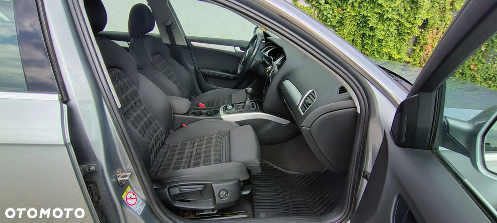 Audi A4 Avant - 10