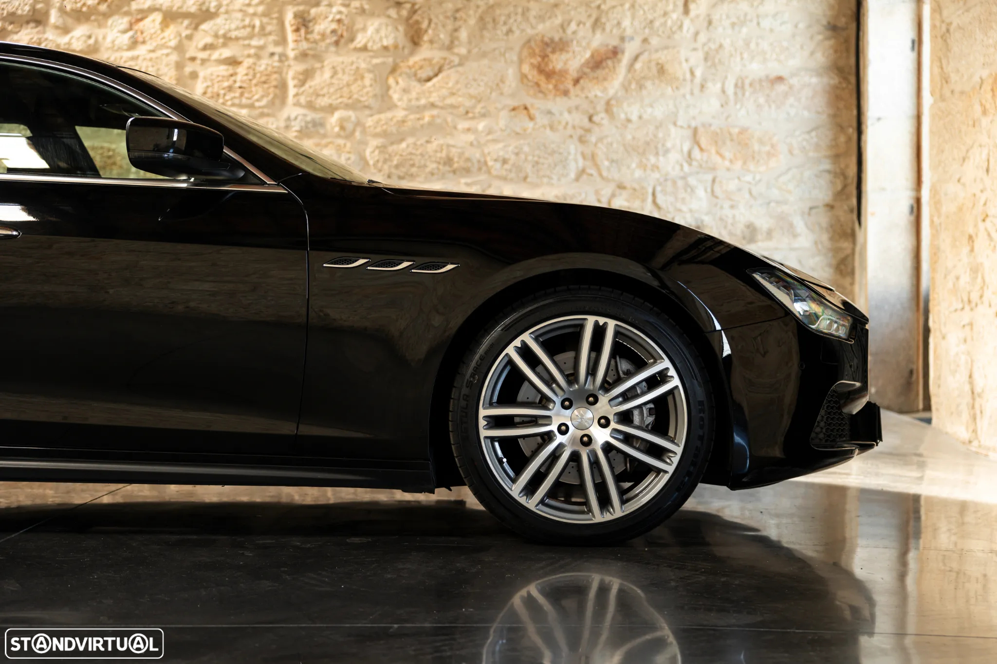 Maserati Ghibli 3.0 V6 - 29