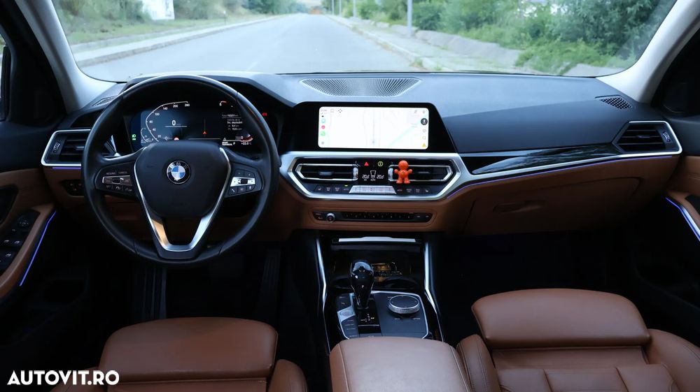 BMW Seria 3 320d Aut. Sport Line - 7
