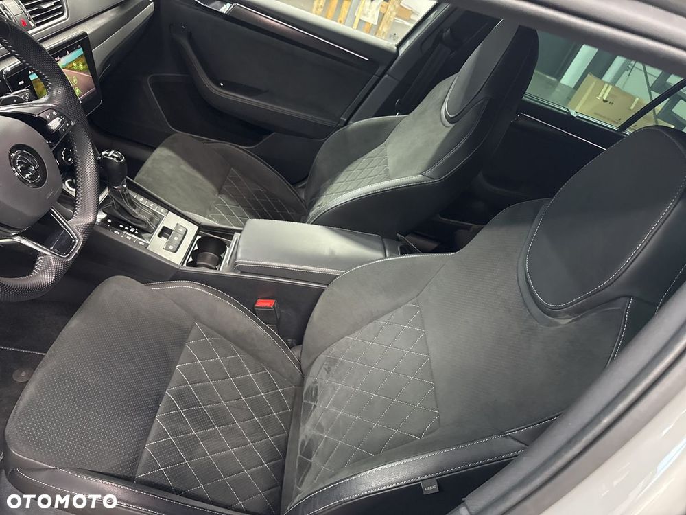 Skoda Superb 2023 photo 3